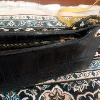 کیف|کیف، کفش، کمربند|مسجد سلیمان, |دیوار