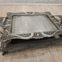 سینی فلزی