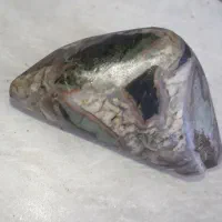 عقیق شجر دریایی زیبا حدود۱۰۰ گرم