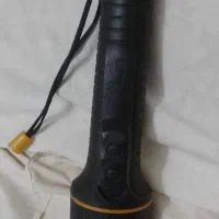 چراغ قوه باطری خور