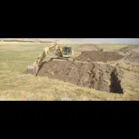 بیل مکانیکی|خدمات حمل و نقل|بروجرد, |دیوار