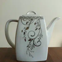 قوری شیرخوری برند TOOS کاملا نو