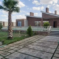 باغ‌ویلا ۱۰۰۰ متری فول امکانات در شرق اصفهان