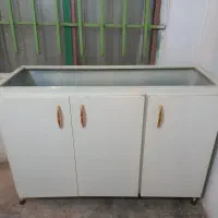 کابینت فلزی باسنگ روی کابینت