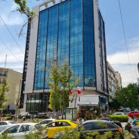 ساختمان اداری و تجاری در میدان آرژانتین