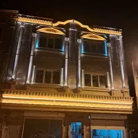 کارگر ماهر در نماکاری