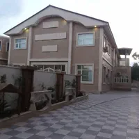 سوئیت .نزدیک میدان سرآسیاب