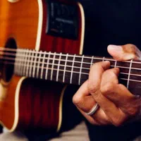آموزش گیتار
