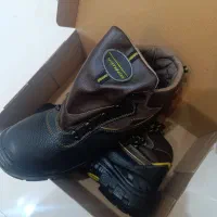 3 جفت کفش ایمنی|کیف، کفش، کمربند|اهواز, شهرک دانشگاه|دیوار