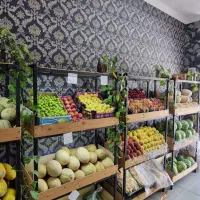 نیازمند شاگرد میوه فروشی