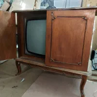 تلوزیون قدیمی نوستالژی