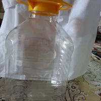 ۱۶ عدد دبه ترشی  برای مغازه  هر عدد ۱۵ تومان باهم
