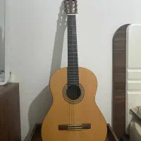 گیتار یاماها c40