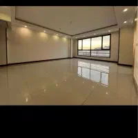 آپارتمان-کلید-نخورده-بر-خیابان