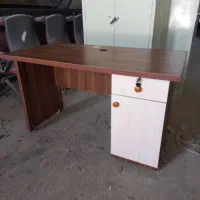 میز اداری و تحریر