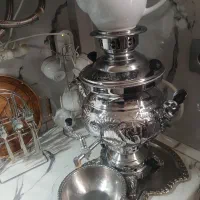 سماور شش لیتری به همراه سینی وقوری وکاسه