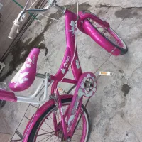 دوچرخه دخترانه تمیز و سالم