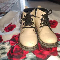 نیم بوت دخترانه|کفش و لباس بچه|نیشابور, شهرک بهارستان|دیوار