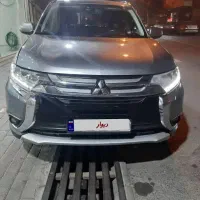 میتسوبیشی اوت لندر ۲۰۱۷ تیپ ۵
