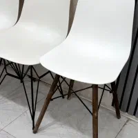 صندلی فایبر پایه چوبی و فلزی