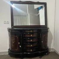 میز کنسولی