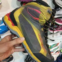 انواع کفشهای کوهنوری.درسایزها وبرندهای مختلف دنیا