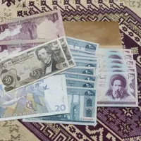 تعدادی اسکناس ایرانی و خارجی کلکسیونی|کلکسیون سکه، تمبر، اسکناس|تهران, ارامنه|دیوار