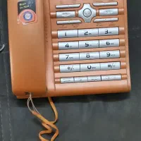 گوشی تلفن.