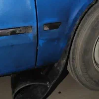 شلگیر (گل پخش کن ) و چرم بین کابین نیسان