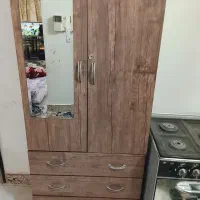 کمد لباس سالم مرتب