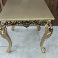 دو عدد عسلی