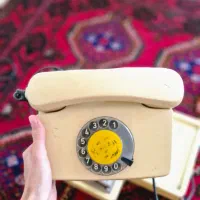 تلفن قدیمی|کلکسیون اشیاء عتیقه|ملکآباد, |دیوار