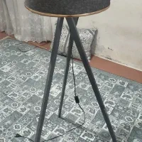 اباژور(چراغ خواب ایستاده)
