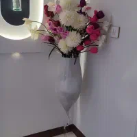 گل و گلدان