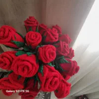 قبول سفارش انواع خرج کار بافت . شال و کلاه.گلسر