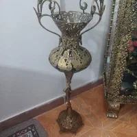 ساعت و ویترین برنزی