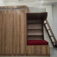 تخت و کمد کم جا با کتابخانه و نشیمن