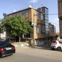 1واحد-پارکینگدار-بر-خیابان-اصلی-بلوار-باغ-ابریشم