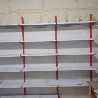 قفسه دیواری مناسب برای مغازه