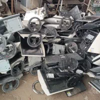 تعداد زیادی مانیتور خراب