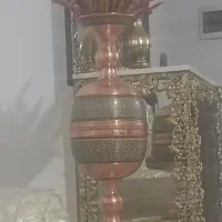 گلدان قد حدودا ۶۰سانت