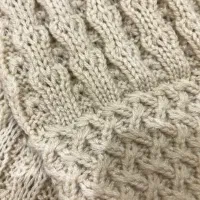 شال و کلاه ( ۸ تا ۸۰ سال)|لباس|اصفهان, کوی ولی عصر|دیوار