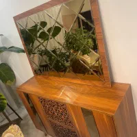 کنسول و آینه