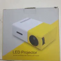 پروژکتور با کیفیت مخصوص اتاق خواب، باغ و کمپ