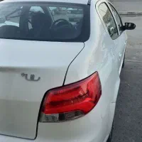 رانا پلاس ۴۰۱ بی رنگ|خودرو سواری و وانت|همدان, |دیوار