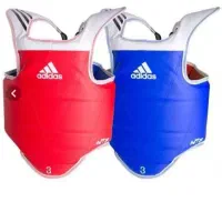 لباس و وسایل تکواندو