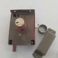 فرغون و پتک و قفل در حیاط فروشی|ابزارآلات|اردکان, |دیوار