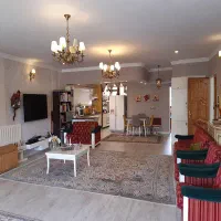 فقط هم خونه خانم پیام بده