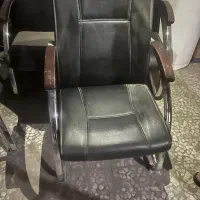 صندلی انتظار و چرخان