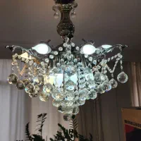 دو عدد لوستر ۶ و ۸ شاخه برنجی هر شاخه دو شعله|لوستر و چراغ آویز|تهران, ایران|دیوار